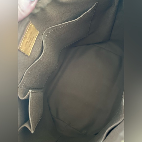 Louis Vuitton Palermo - Picture 11 of 16